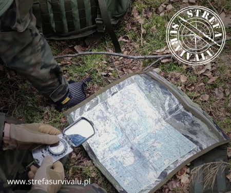 narzędzia do survivalu - akcesoria survivalowe - surwiwal - bushcraft - strefa survivalu - outdor - kompas - mapa.png