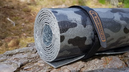 RADICAL Alu-mat dark olive close.jpg