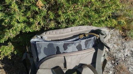 RADICAL Alu-mat dark olive folded.jpg